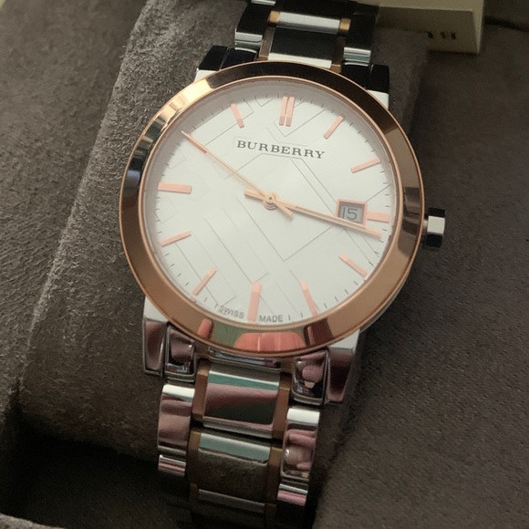 Burberry bu9006 men’s watch two tones 38mm NWT - Picture 2 of 5